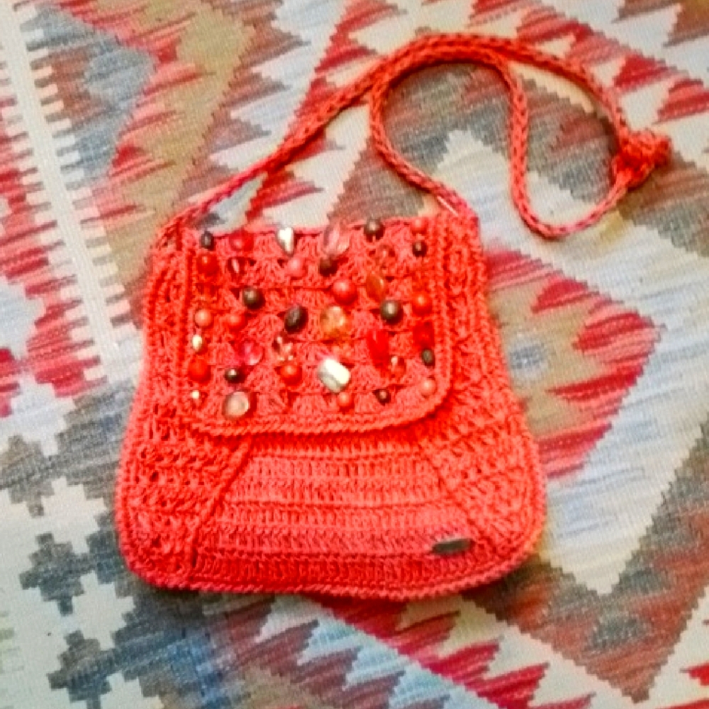 Cappelli Handcrafted Coral Crochet Bag (EUC)